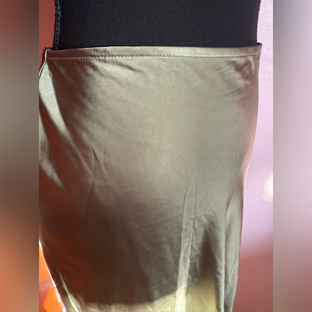 Old Navy Olive Green Silky Skirt - Picture 6 of 9